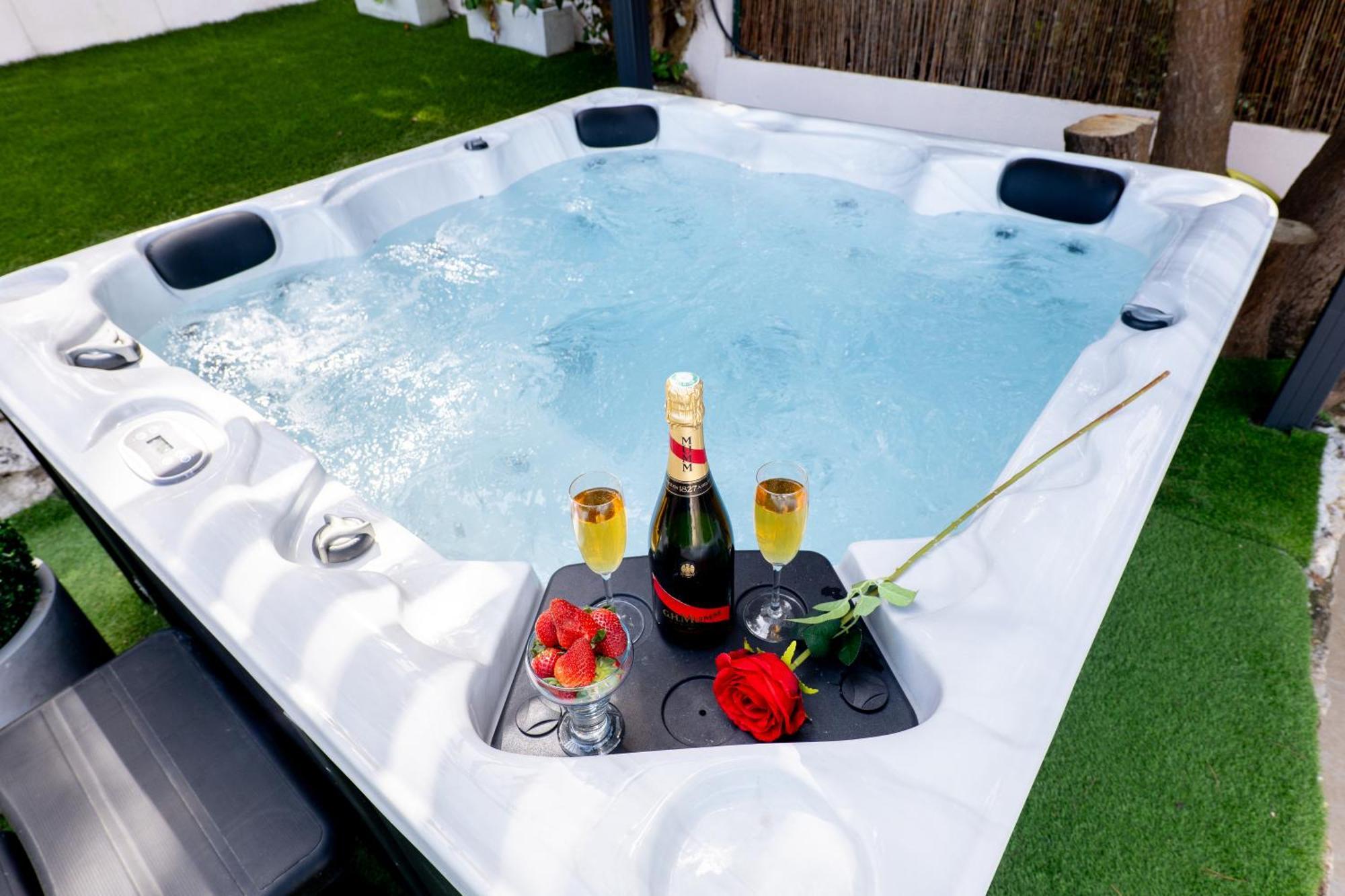 Villa Piscine-Jacuzzi-Videoprojecteur-Clim La Perle Rare à Mougins Extérieur photo